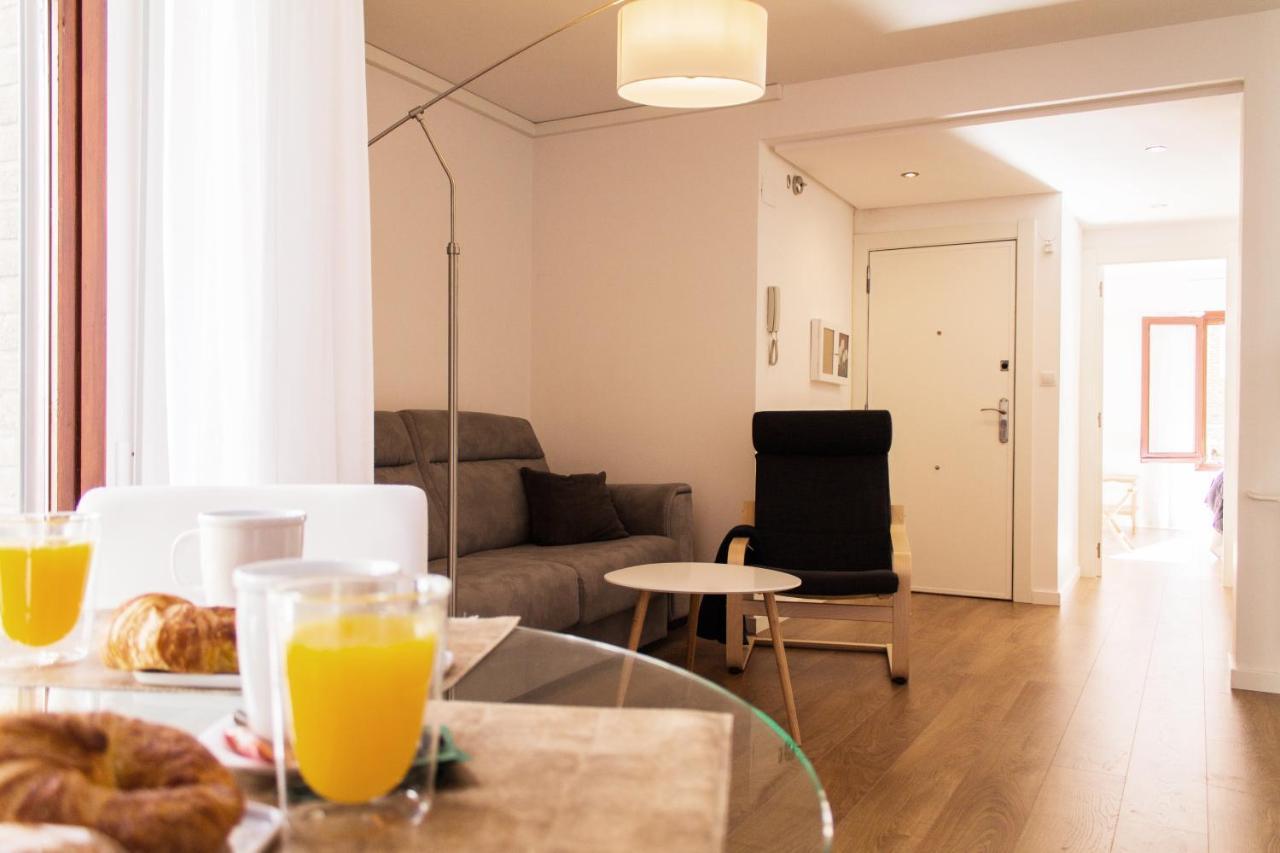 Apartamento Con Vistas En Centro Historico Zaragoza Bagian luar foto