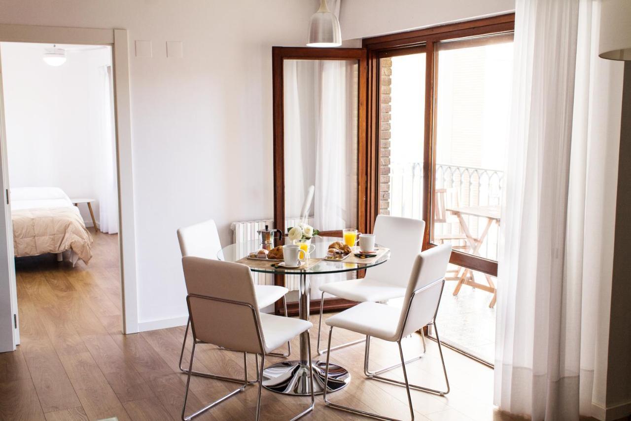 Apartamento Con Vistas En Centro Historico Zaragoza Bagian luar foto